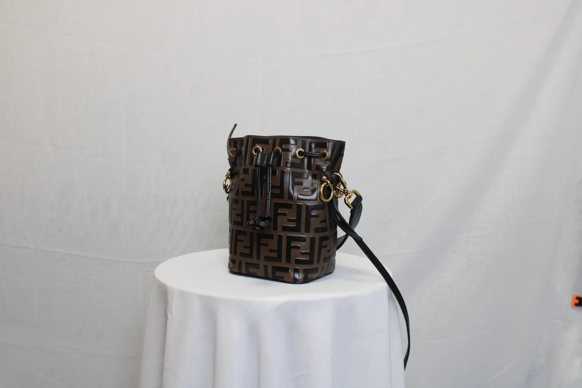 Fendi Mon Tresor crossbody bag image 2